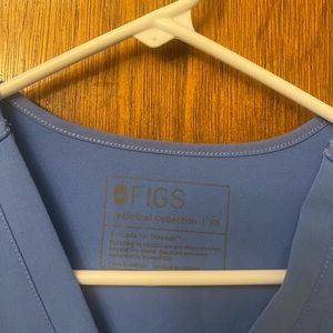 XS brand new Ceil blue casma scrub top